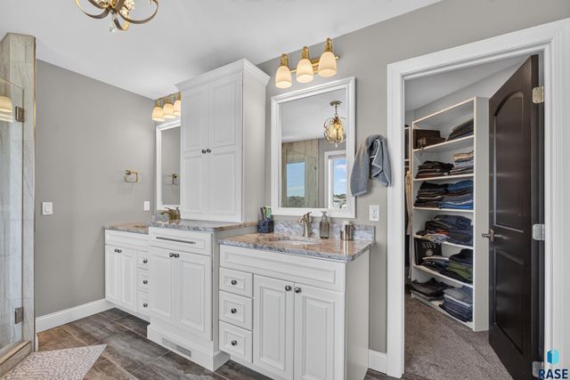 8324 E Water Wood St Street, Sioux Falls, SD 57110