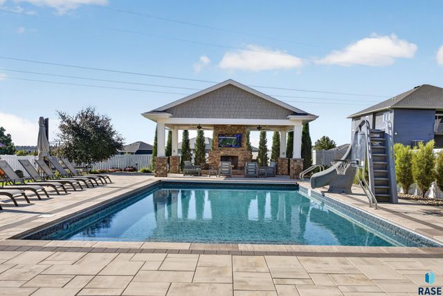 8324 E Water Wood St Street, Sioux Falls, SD 57110
