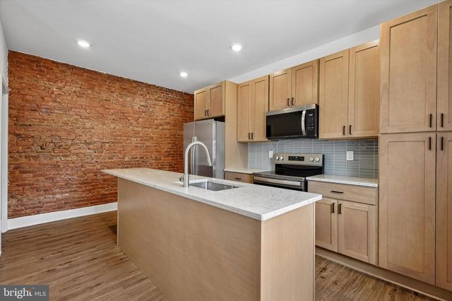 50 W FRONT ST, Bridgeport, PA 19405