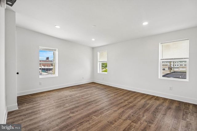 50 W FRONT ST, Bridgeport, PA 19405