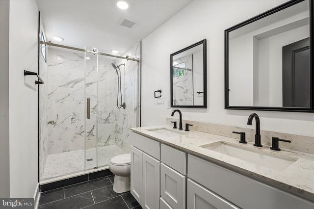 50 W FRONT ST, Bridgeport, PA 19405
