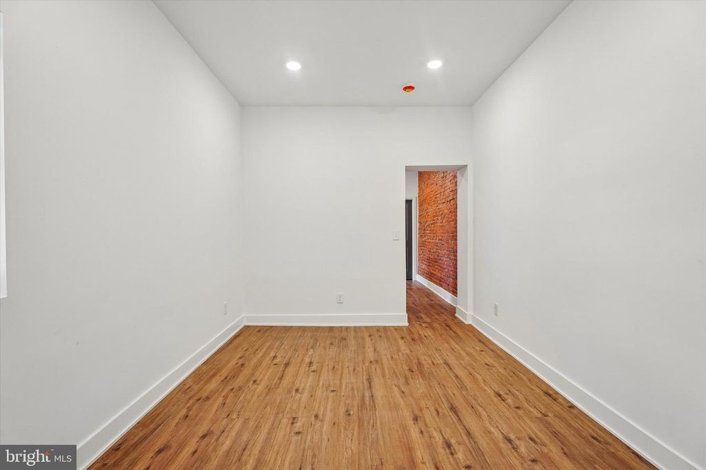 50 W FRONT ST, BRIDGEPORT, PA 19405 — photo 4