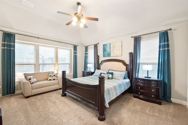7243 Neblina Drive, Grand Prairie, TX 75054