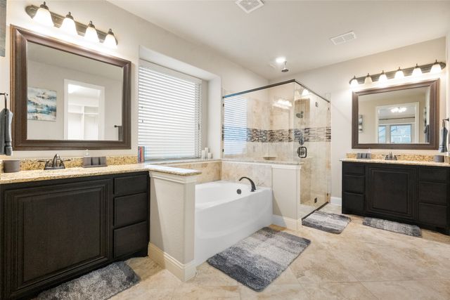 7243 Neblina Drive, Grand Prairie, TX 75054