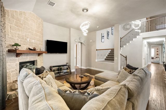 7243 Neblina Drive, Grand Prairie, TX 75054