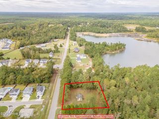 4056 Northwest Rd NE, Belville, NC 28451