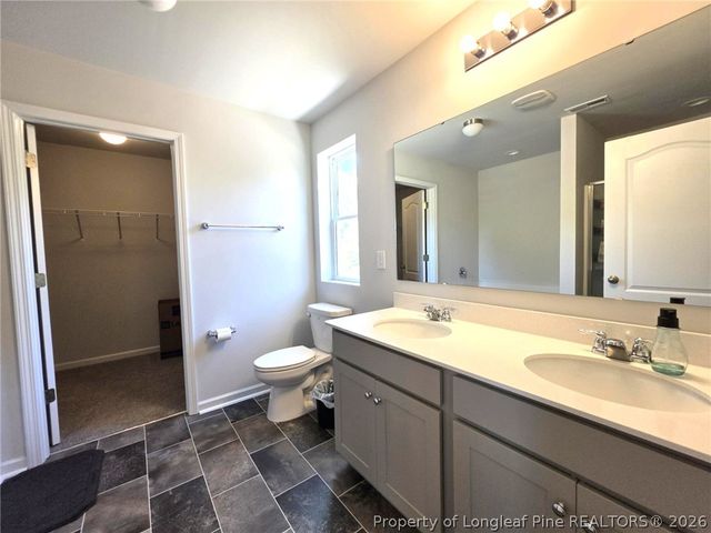 233 Chinook Lane, Raeford, NC 28376
