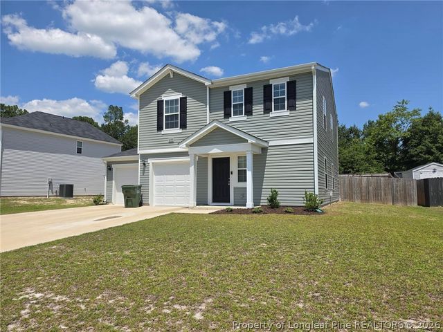 233 Chinook Lane, Raeford, NC 28376
