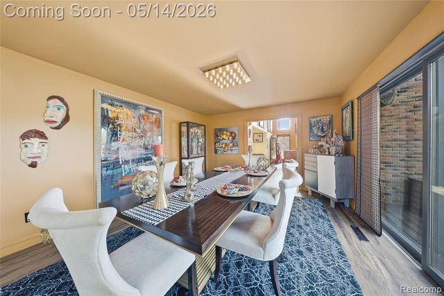 8727 Sarah Lane, Grosse Ile, MI 48138