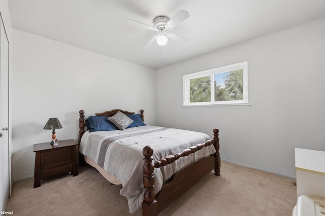 42654 Rutgers Drive, Sterling Heights, MI 48313