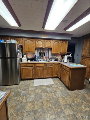 5791 Elmhurst Road, Hamburg, NY 14085