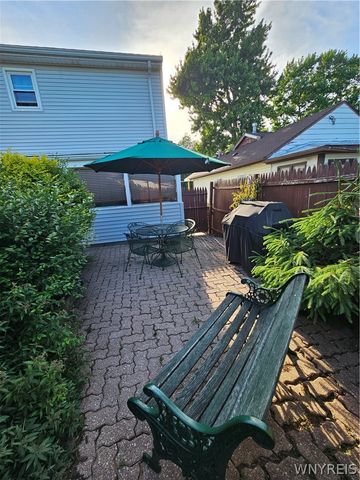 5791 Elmhurst Road, Hamburg, NY 14085