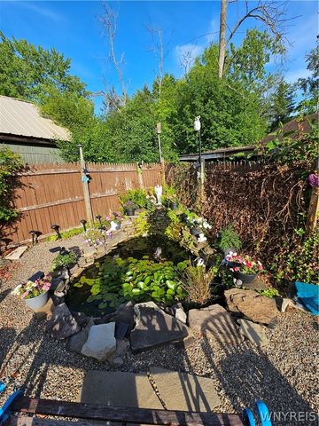 5791 Elmhurst Road, Hamburg, NY 14085