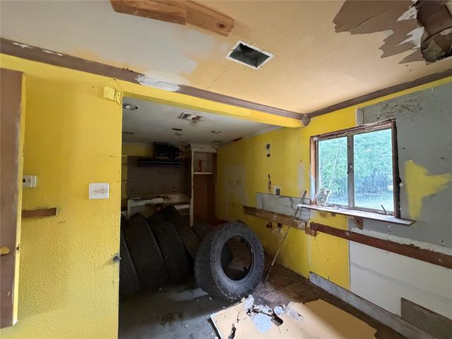 506 Ruddy ST, Lockhart, TX 78644