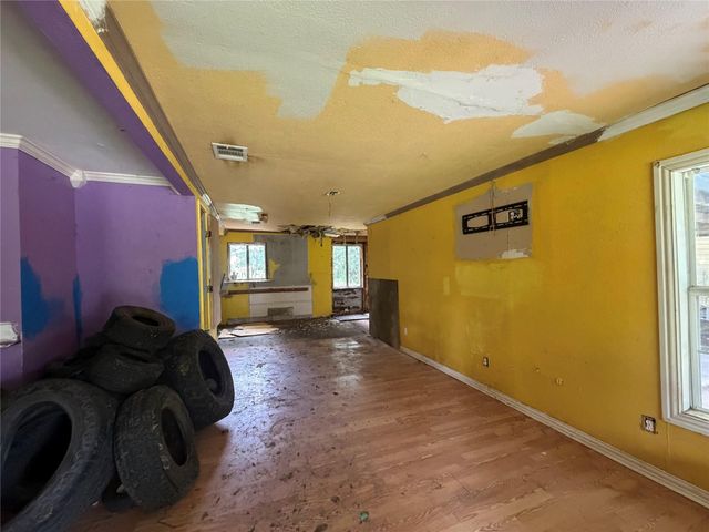 506 Ruddy ST, Lockhart, TX 78644