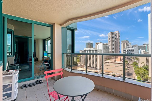 1888 Kalakaua Avenue 2005, Honolulu, HI 96815