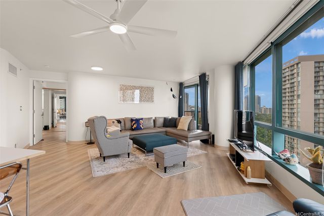 1888 Kalakaua Avenue 2005, Honolulu, HI 96815