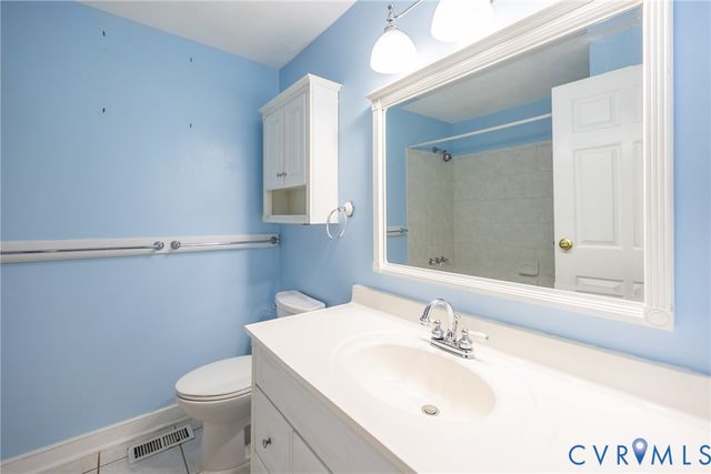 10423 Crumpets Ln, North Chesterfield, VA 23235