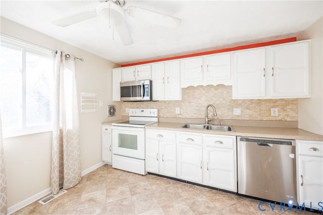 10423 Crumpets Ln, North Chesterfield, VA 23235