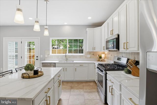 8571 ROTHBURY DR, Bristow, VA 20136