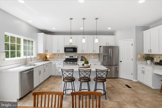 8571 ROTHBURY DR, Bristow, VA 20136