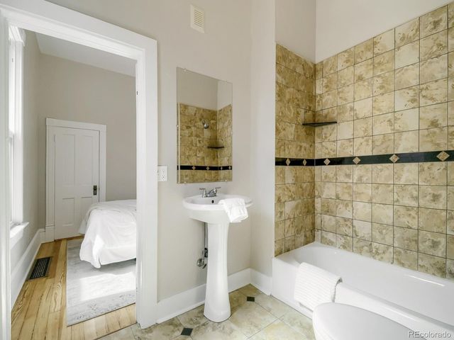 2127 W 33rd Ave, Denver, CO 80211