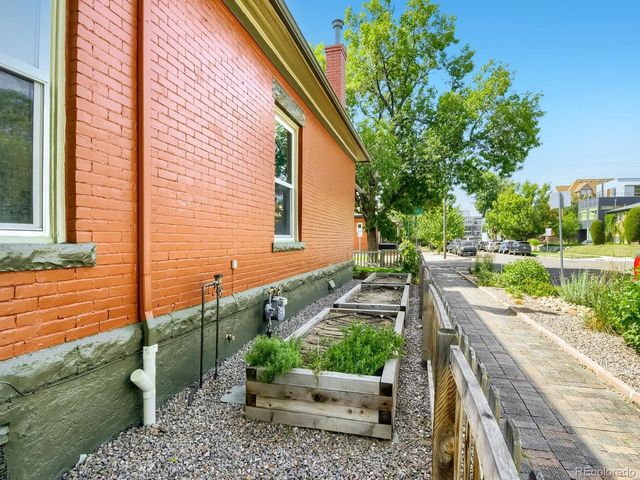 2127 W 33rd Ave, Denver, CO 80211