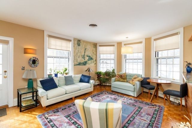 100 Pond St 9, Boston, MA 02130