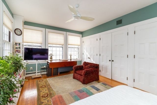 100 Pond St 9, Boston, MA 02130