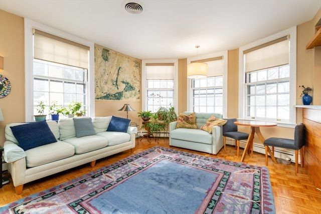 100 Pond St 9, Boston, MA 02130