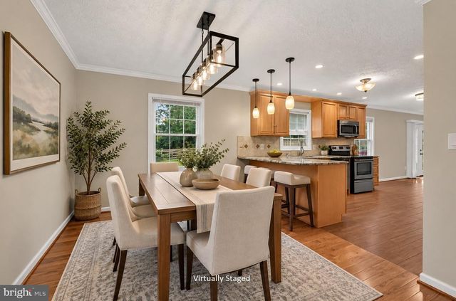 128 BRIARWOOD CT, Sterling, VA 20164