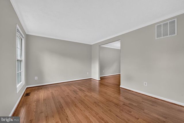 128 BRIARWOOD CT, Sterling, VA 20164