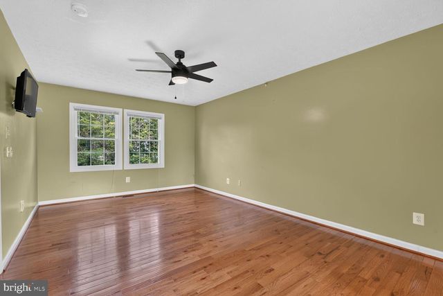 128 BRIARWOOD CT, Sterling, VA 20164