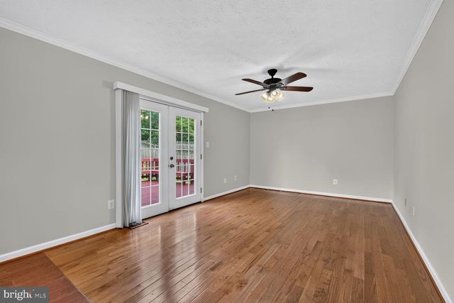 128 BRIARWOOD CT, Sterling, VA 20164