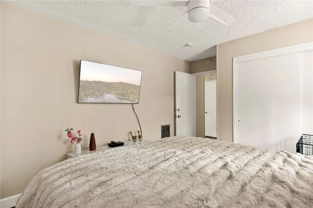 30789 All View, Running Springs, CA 92382