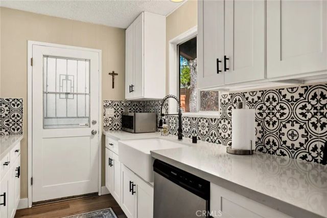 30789 All View, Running Springs, CA 92382