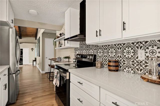 30789 All View, Running Springs, CA 92382