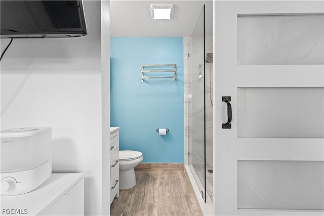 939 Bluebird ST, Naples, FL 34104