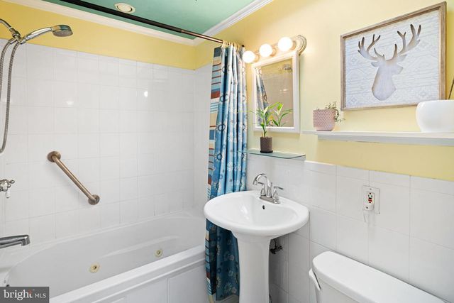 2633 MAXWELL ST, Philadelphia, PA 19152