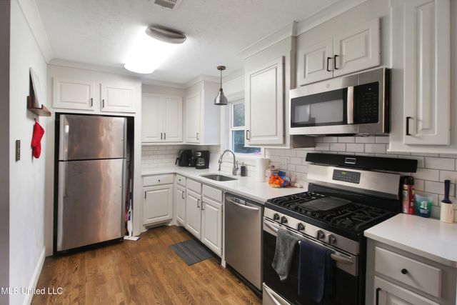 1611 Kent Avenue, Jackson, MS 39211