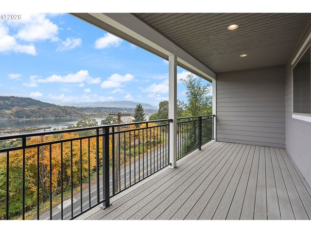 118 INGRAM Pl, White Salmon, WA 98672