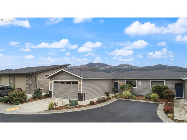 118 INGRAM Pl, White Salmon, WA 98672