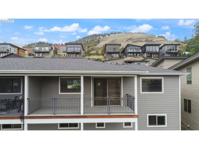 118 INGRAM Pl, White Salmon, WA 98672