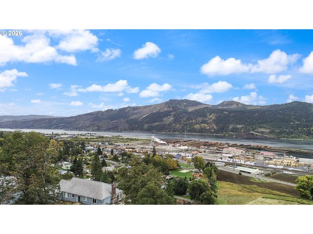 118 INGRAM Pl, White Salmon, WA 98672