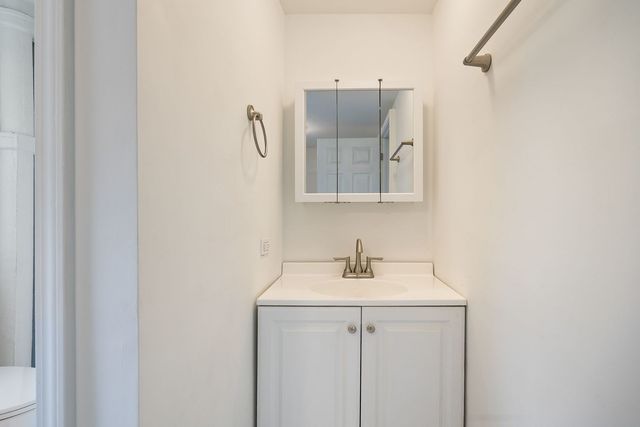 3017 E 83rd Street, Chicago, IL 60617