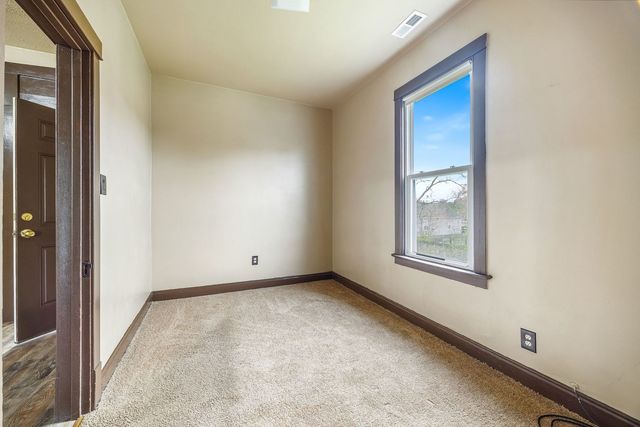 3017 E 83rd Street, Chicago, IL 60617