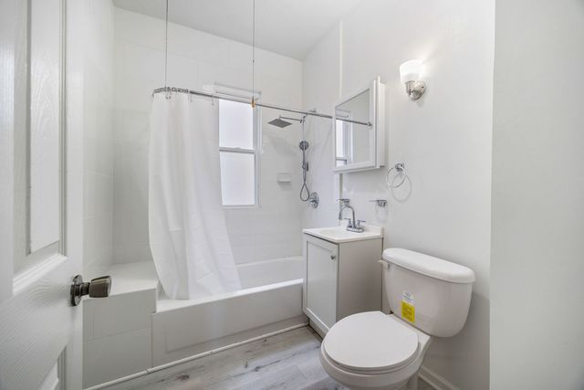 3017 E 83rd Street, Chicago, IL 60617
