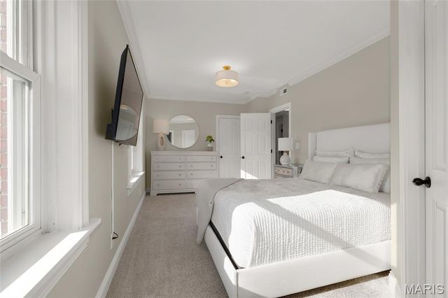 116 N Central Avenue 3S, Clayton, MO 63105