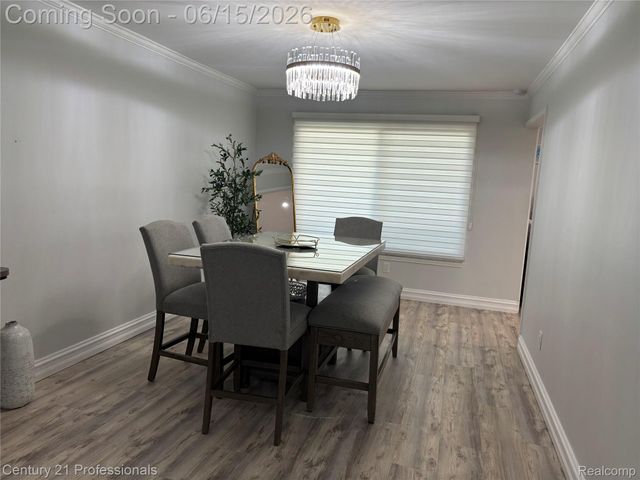 39548 Pinebrook Drive, Sterling Heights, MI 48310