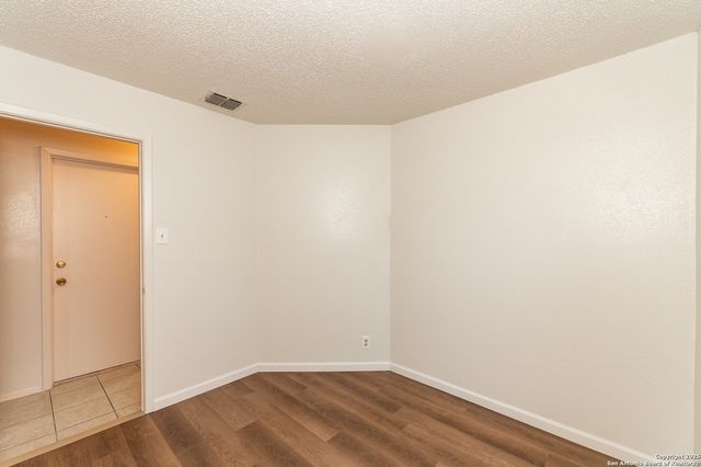 5111 Anacacho, San Antonio, TX 78217